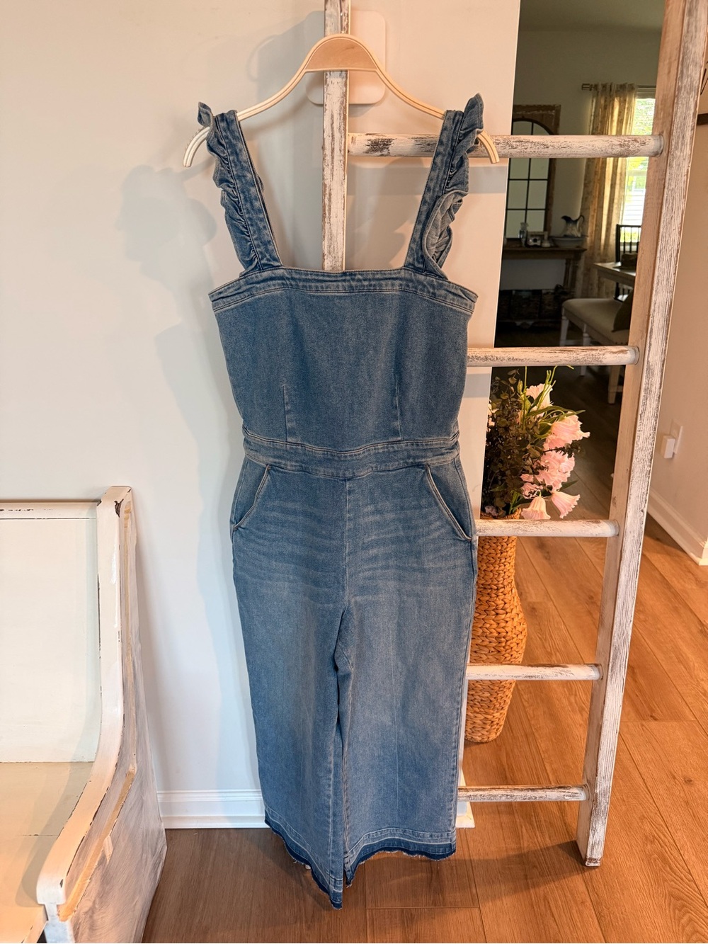 BlankNYC Jumpsuit Overalls Denim Ruffle Cotton Wide Leg Ankle Size 30 / large